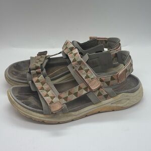 Ecco X-Trinsic Wild Dove Strap Sandal FIG/Apricot Size 37